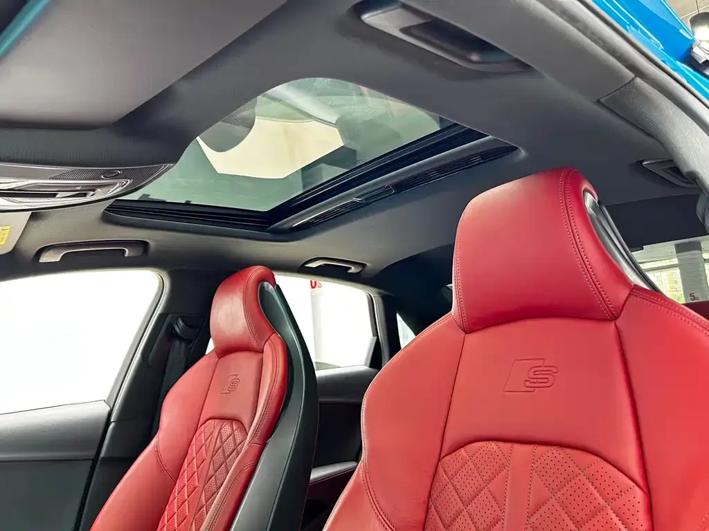 Audi S4 2023 из CN, фото 10