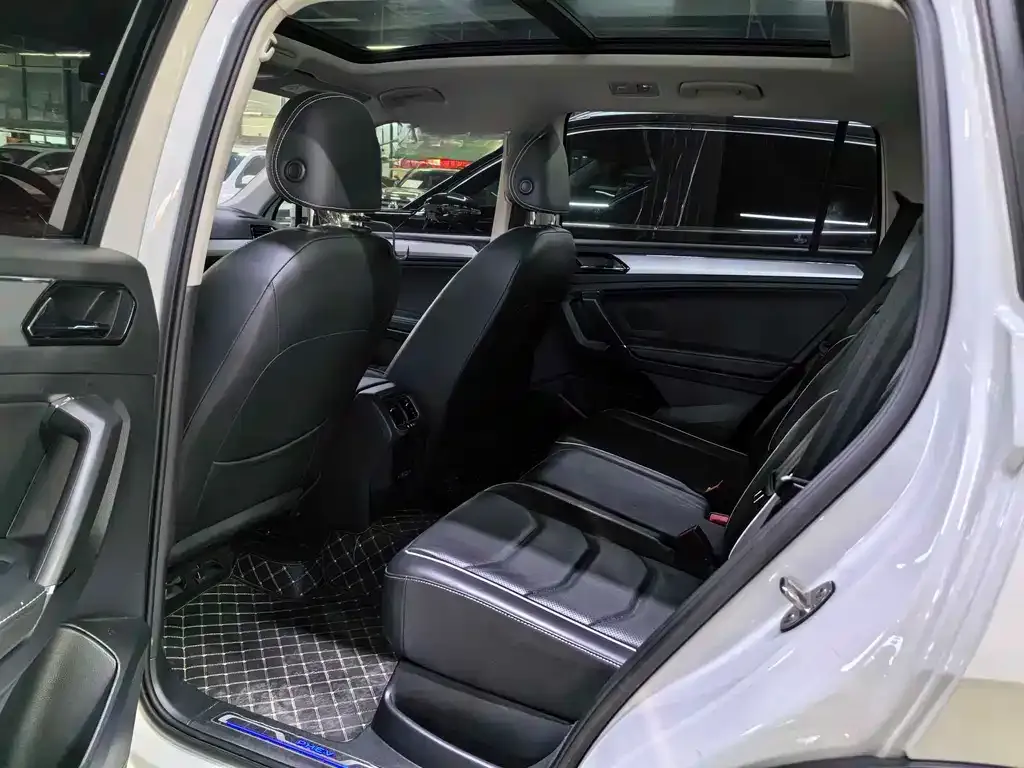 Volkswagen Tiguan L New Energy 2021 из CN, фото 8
