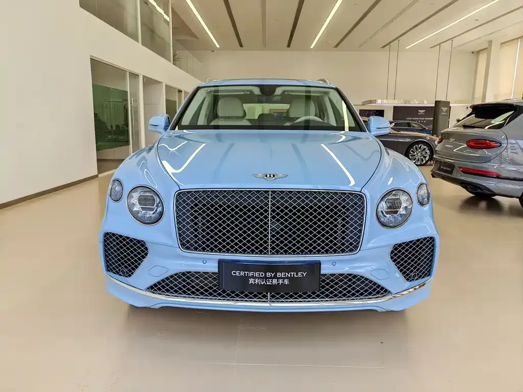 Bentley Bentayga — фото 2