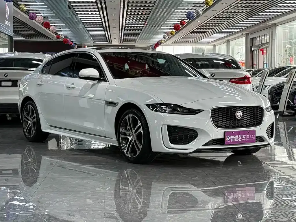 Jaguar XEL — фото 3