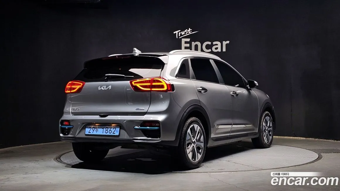 Kia Niro 2022 из KR, фото 2