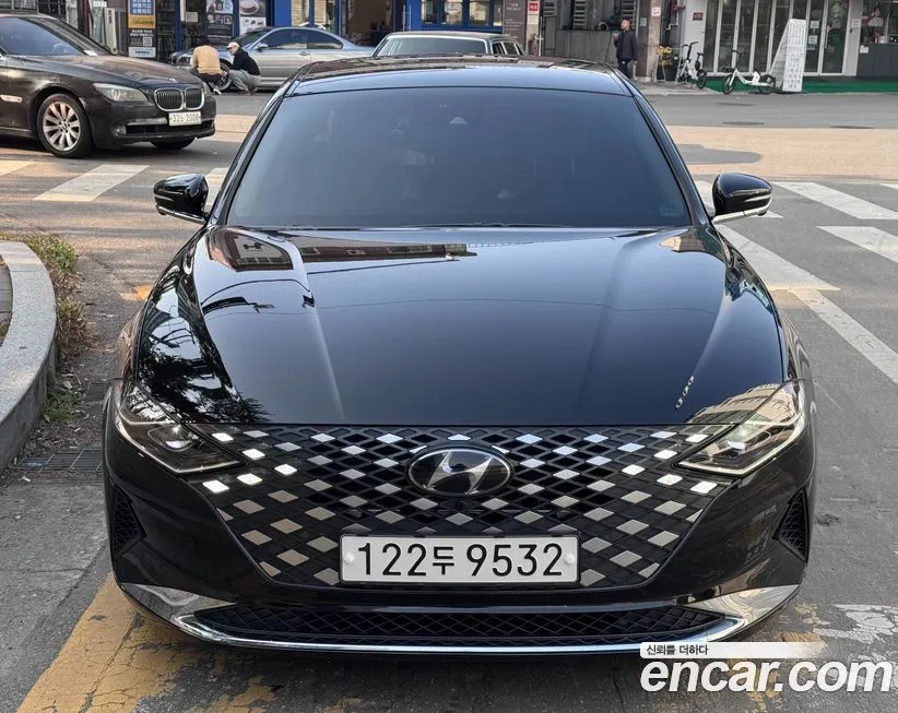 Hyundai Grandeur 2022 из KR, фото 1