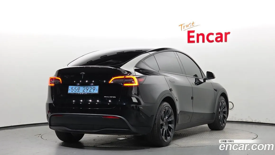 Tesla Model Y 2022 из KR, фото 2