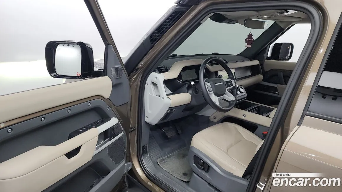 Land Rover Defender 2024 из KR, фото 10