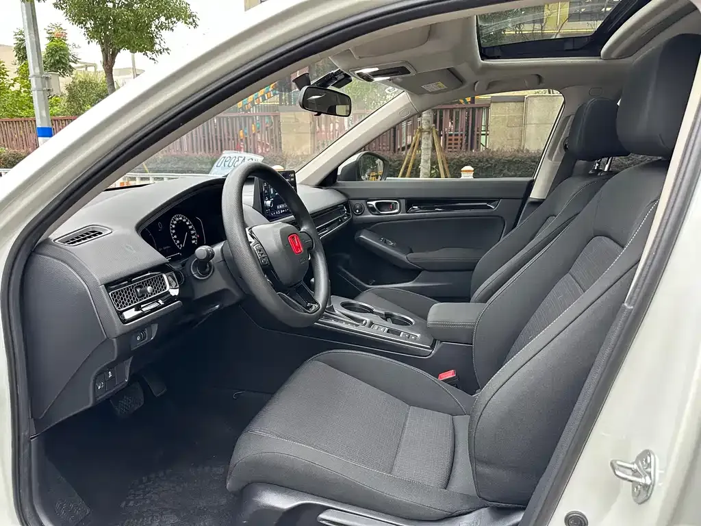 Honda Civic 2022 из CN, фото 4