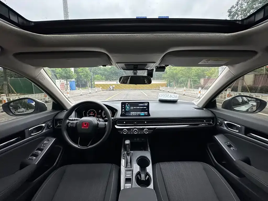 Honda Civic 2022 из CN, фото 8