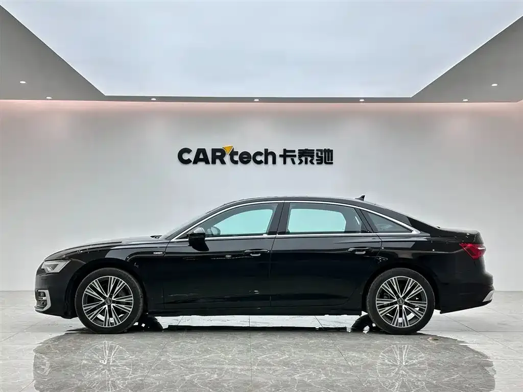 Audi A6L — фото 2