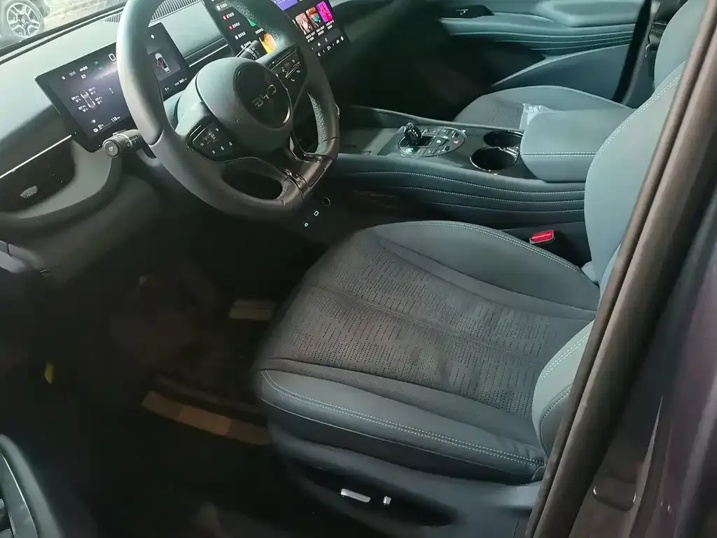 BYD Seal 06GT — фото 6