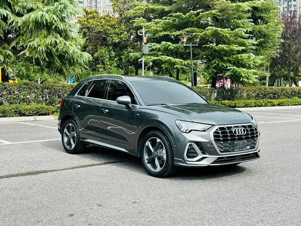 Audi Q3 2023 из CN, фото 2