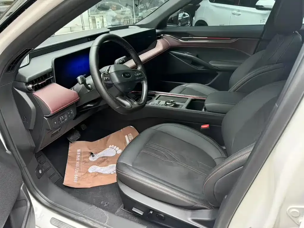 Ford Mondeo 2023 из CN, фото 4