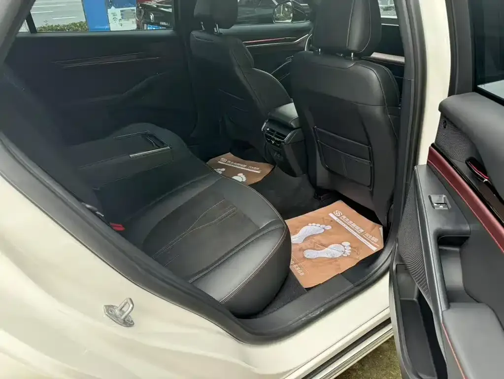 Ford Mondeo 2023 из CN, фото 6