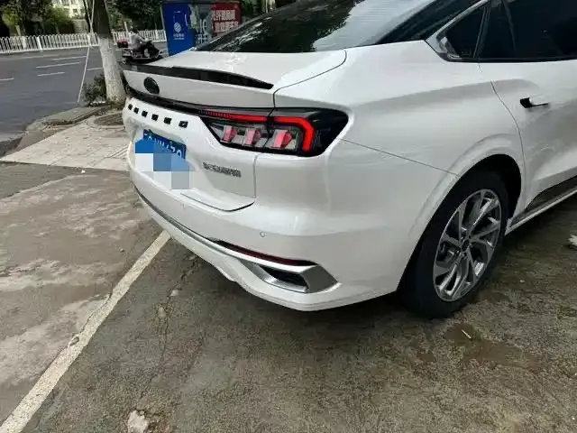 Ford Mondeo 2023 из CN, фото 7