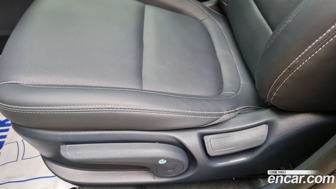 Hyundai Venue 2021 из KR, фото 10