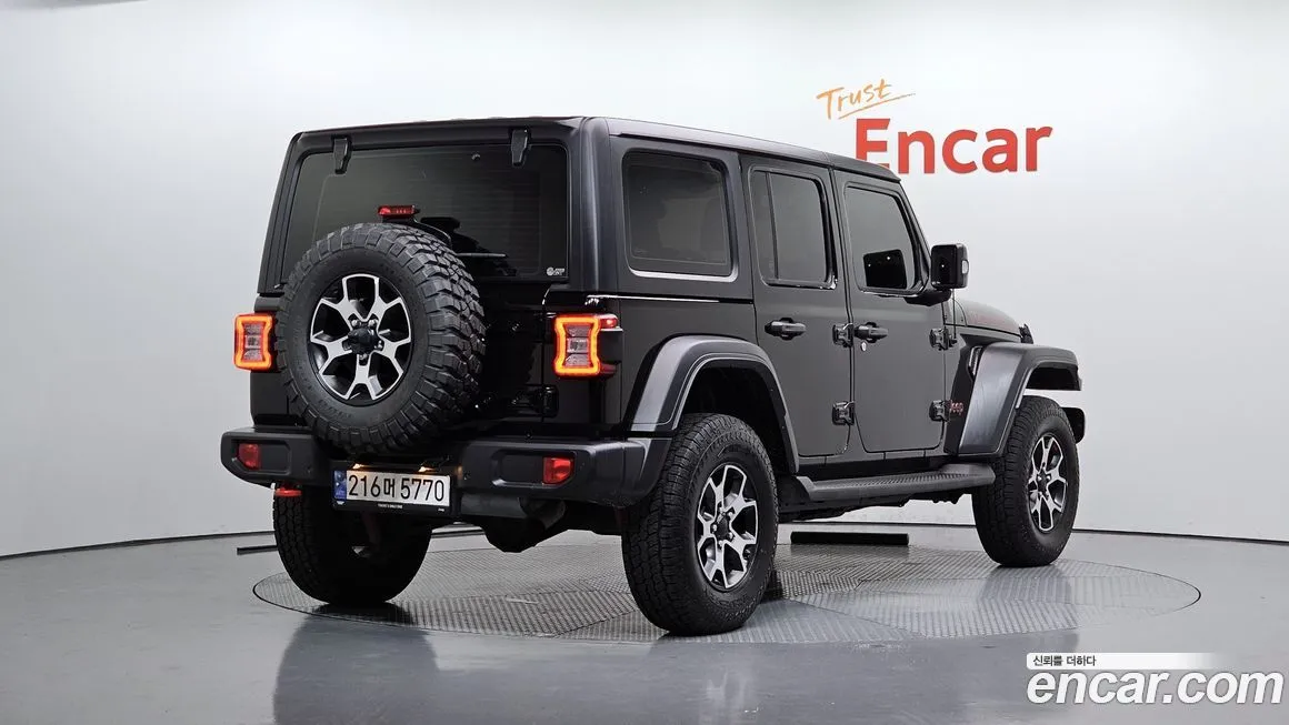 Jeep Wrangler 2023 из KR, фото 2