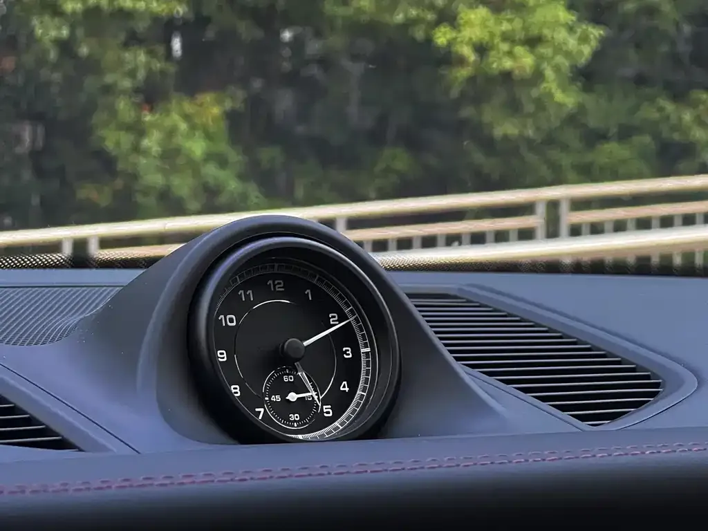 Porsche Macan 2024 из CN, фото 4