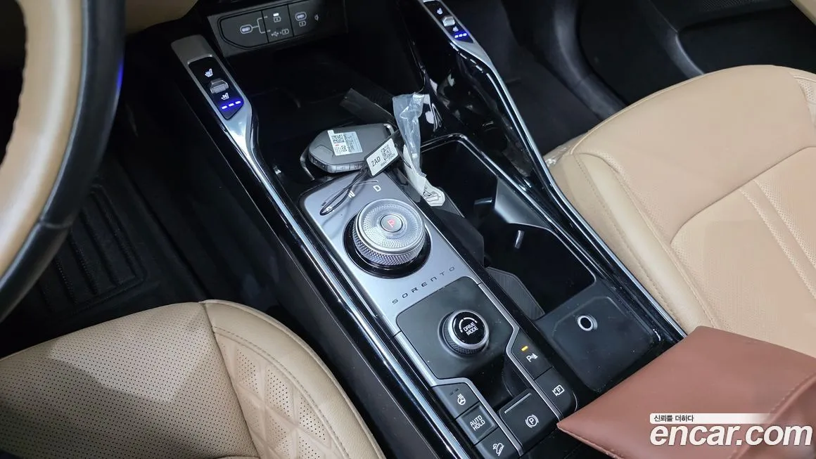 Kia Sorento — фото 9