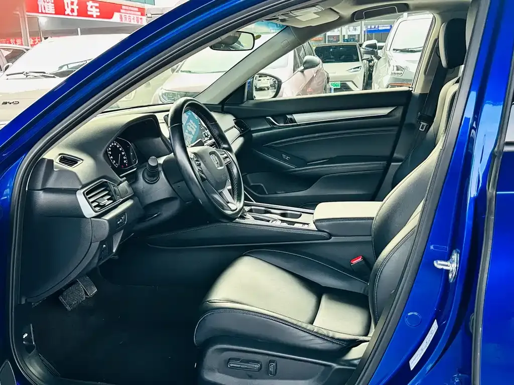 Honda Accord 2021 из CN, фото 5