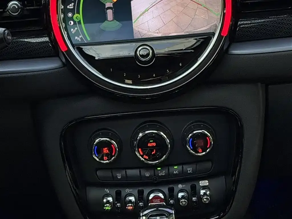 [object Object] Mini Clubman 2021 из CN, фото 3