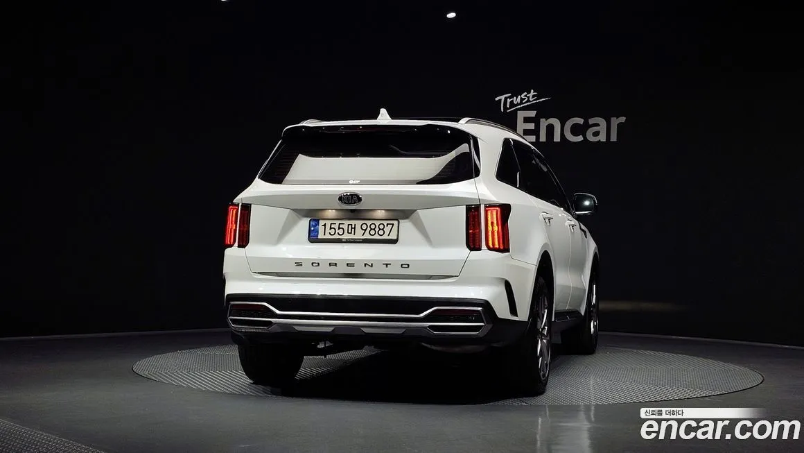 Kia Sorento — фото 4