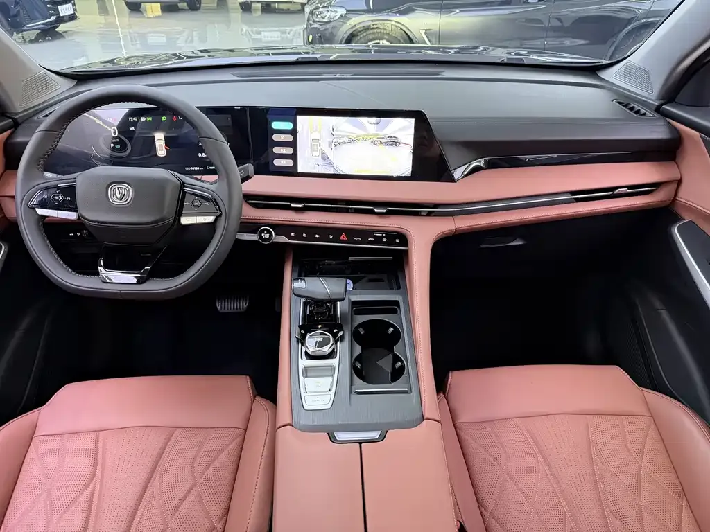 Changan CS75PLUS 2024 из CN, фото 5