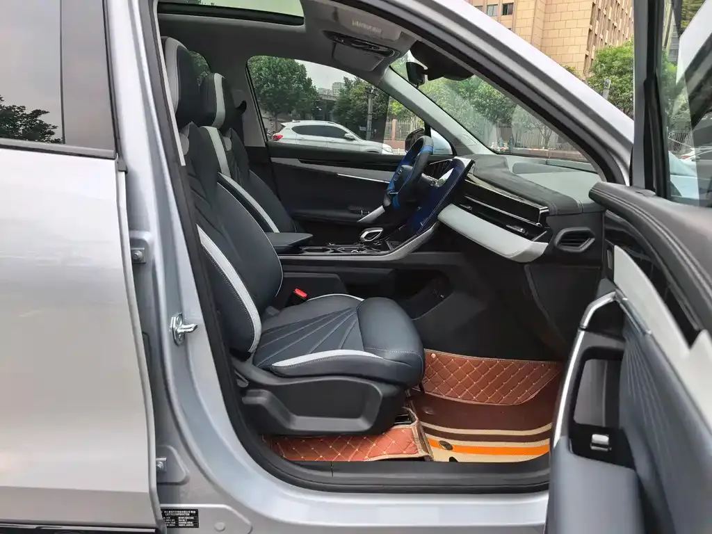 Geely Boyue L 2024 из CN, фото 6