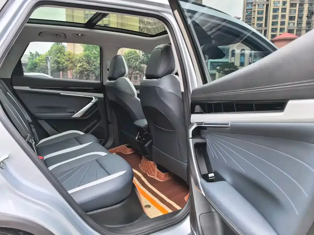Geely Boyue L 2024 из CN, фото 7