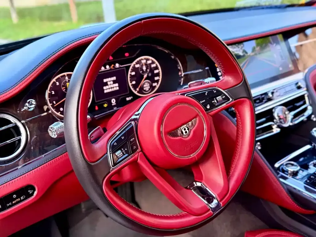 Bentley Flying Spur — фото 7