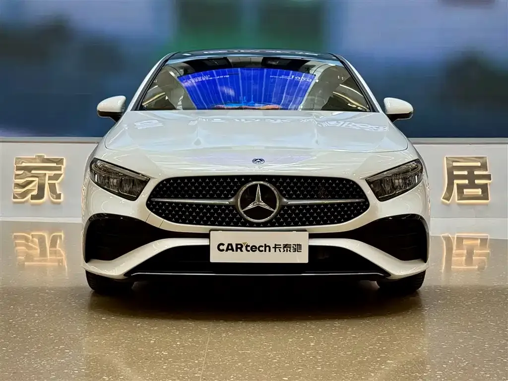 Mercedes-Benz A-Class 2023 из CN, фото 2