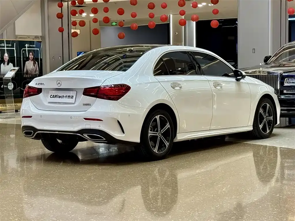 Mercedes-Benz A-Class 2023 из CN, фото 5