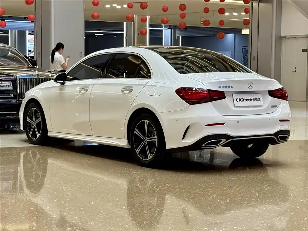 Mercedes-Benz A-Class 2023 из CN, фото 7