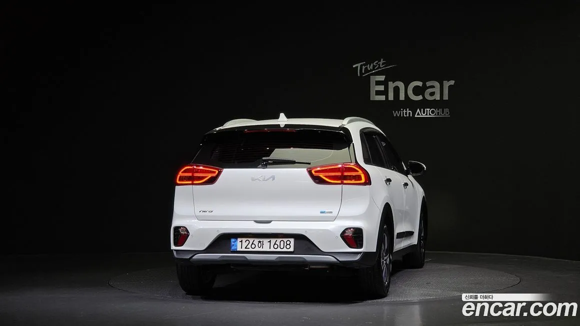 Kia Niro — фото 4