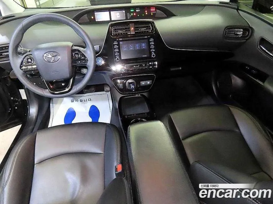 Toyota Prius 2022 из KR, фото 10
