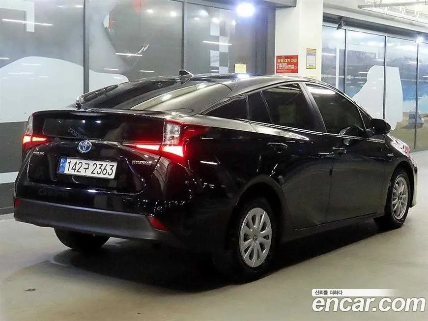Toyota Prius 2022 из KR, фото 4