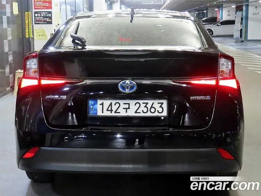 Toyota Prius 2022 из KR, фото 5