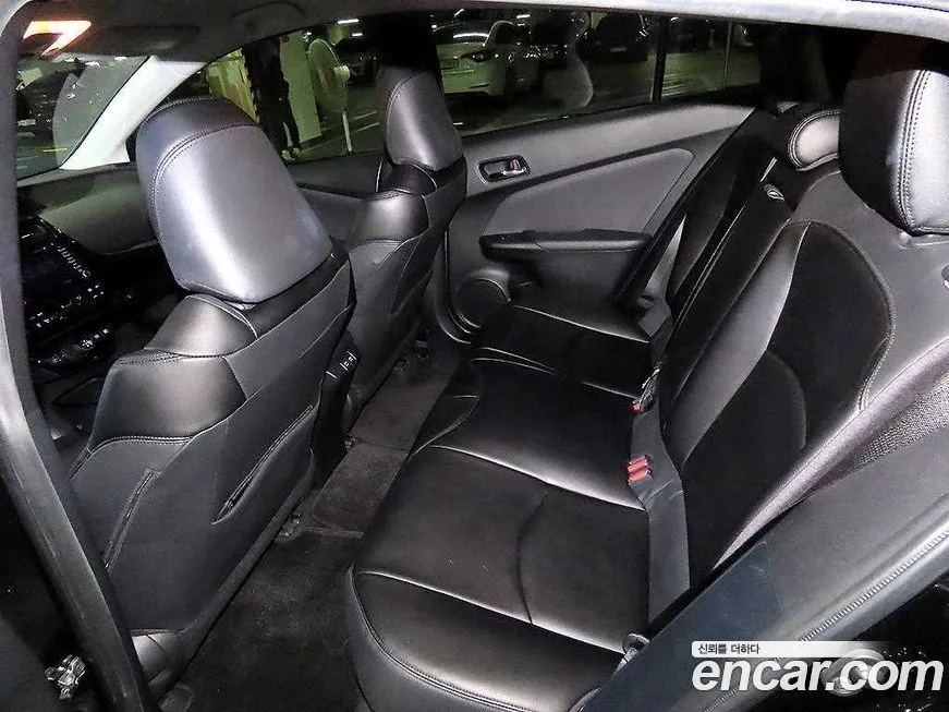 Toyota Prius 2022 из KR, фото 7