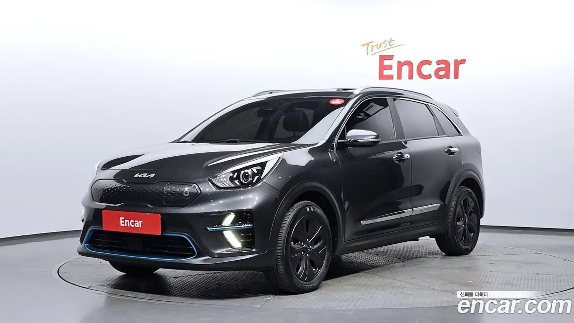 Kia Niro — фото 1