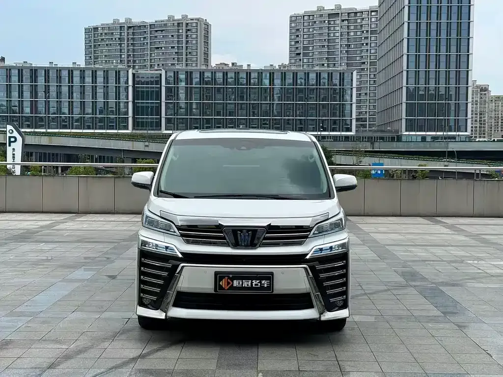 Toyota Vellfire 2022 из CN, фото 2