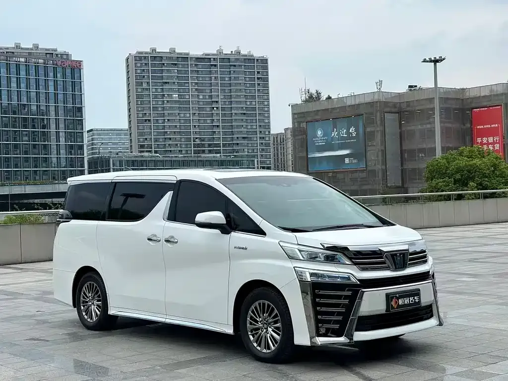 Toyota Vellfire 2022 из CN, фото 3