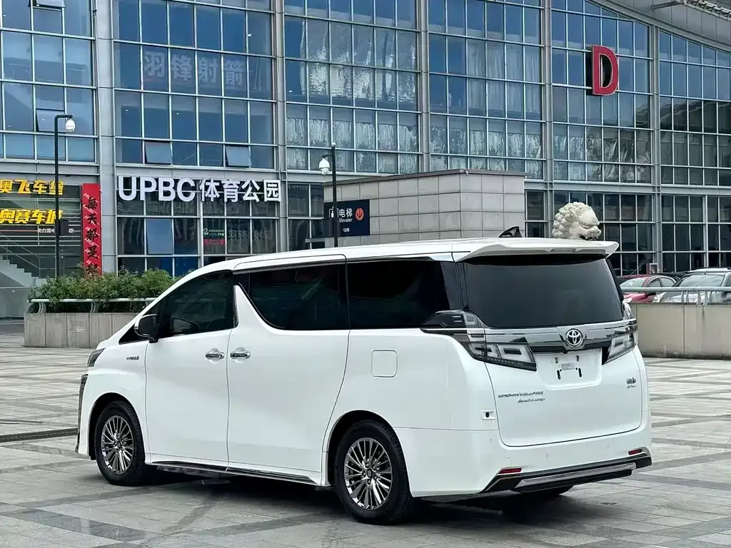 Toyota Vellfire 2022 из CN, фото 4