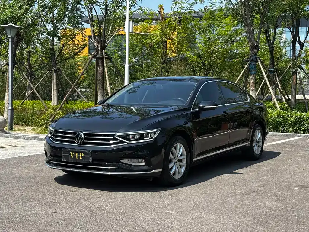 Volkswagen Magotan 2023 из CN, фото 1