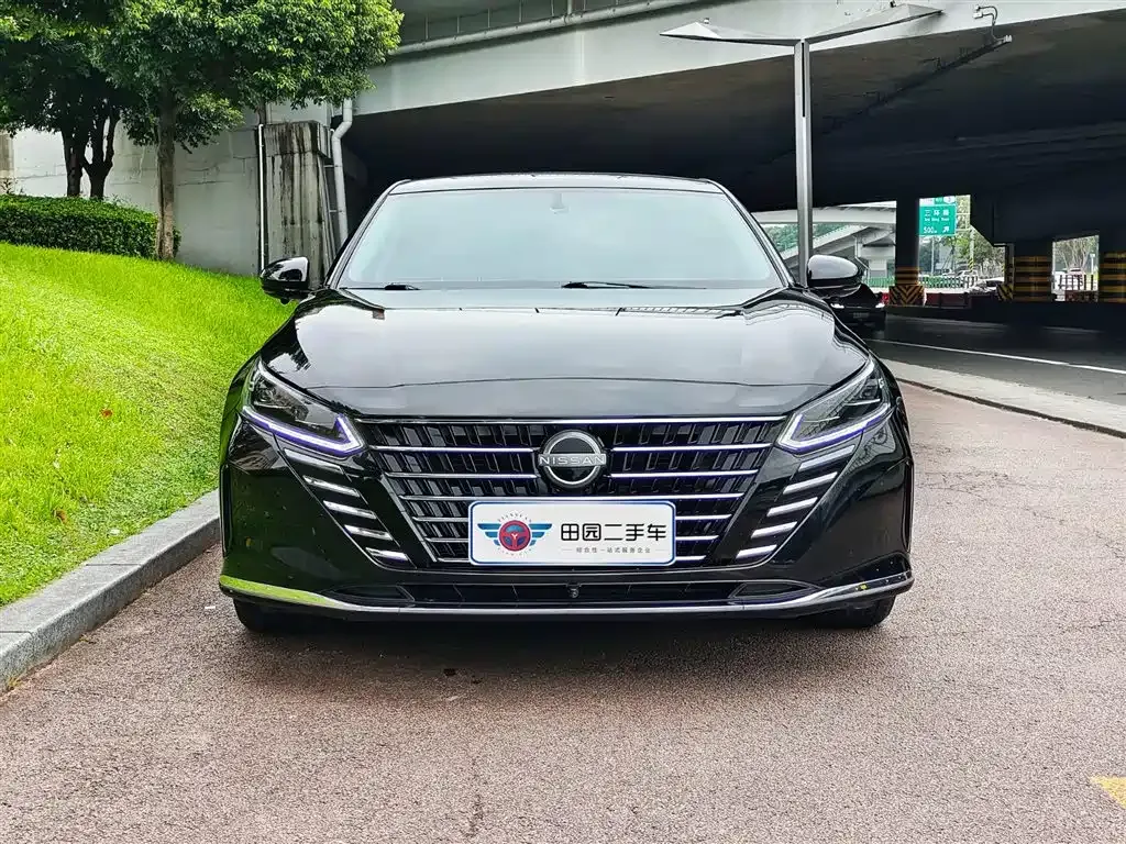 Nissan Teana — фото 2