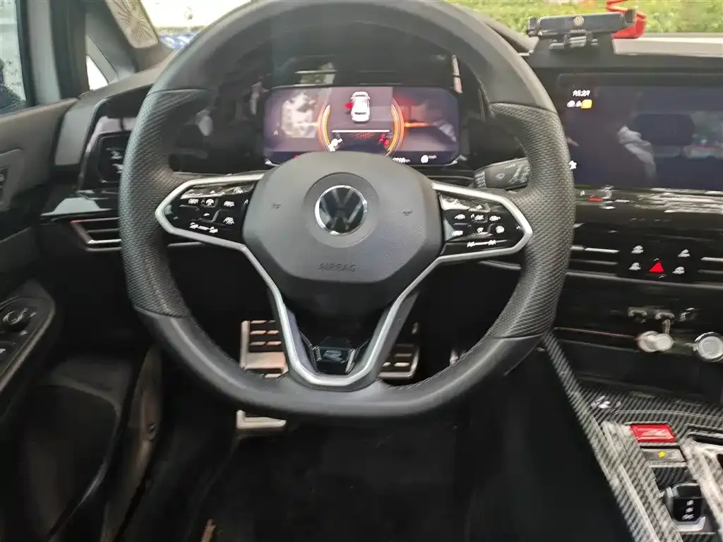 Volkswagen Golf 2023 из CN, фото 6