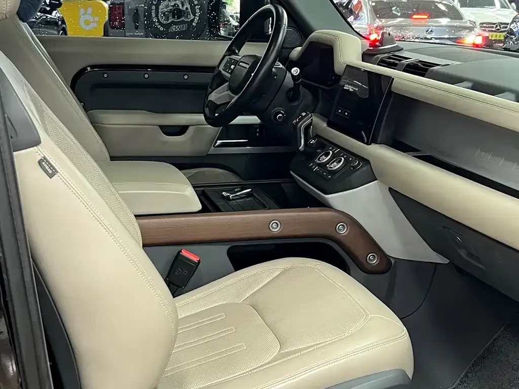 Land Rover Defender 2022 из CN, фото 9