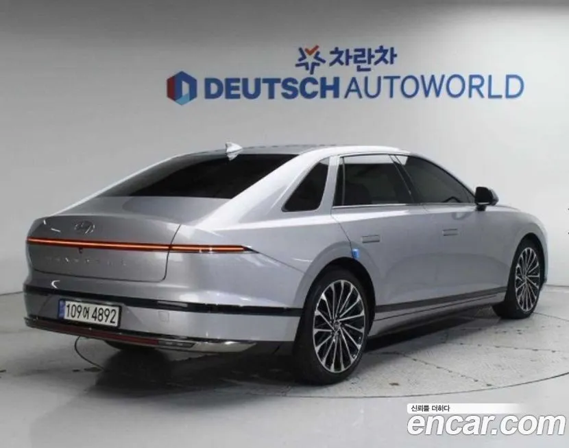 Hyundai Grandeur 2023 из KR, фото 3