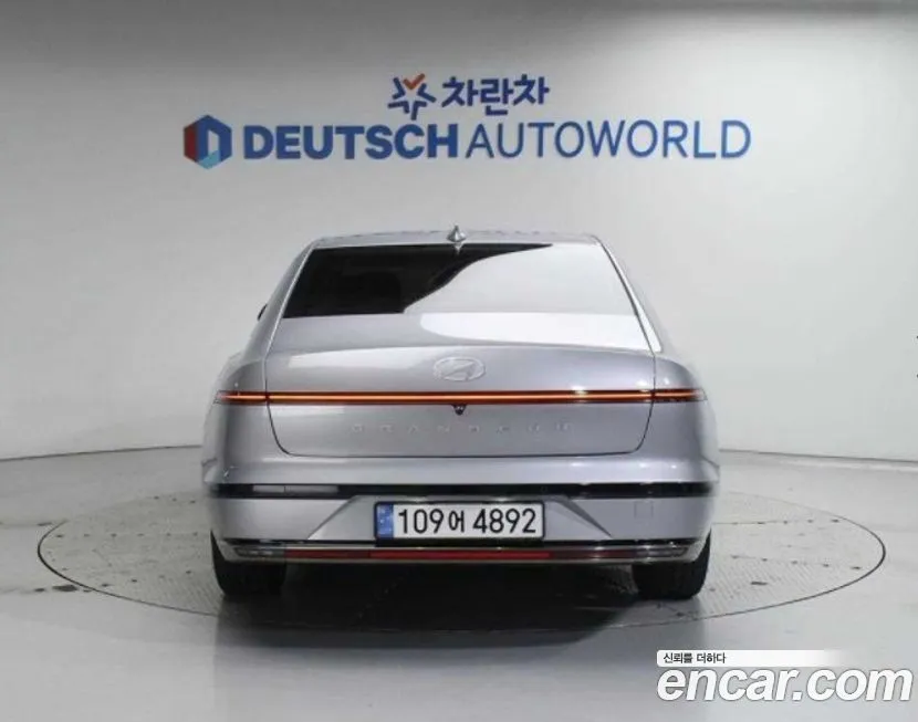 Hyundai Grandeur 2023 из KR, фото 4