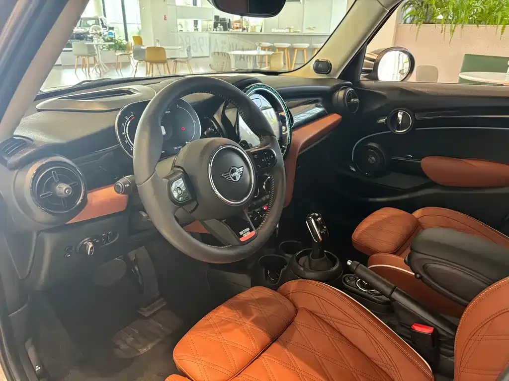 MINI Cooper (3-door) 2023 из CN, фото 7