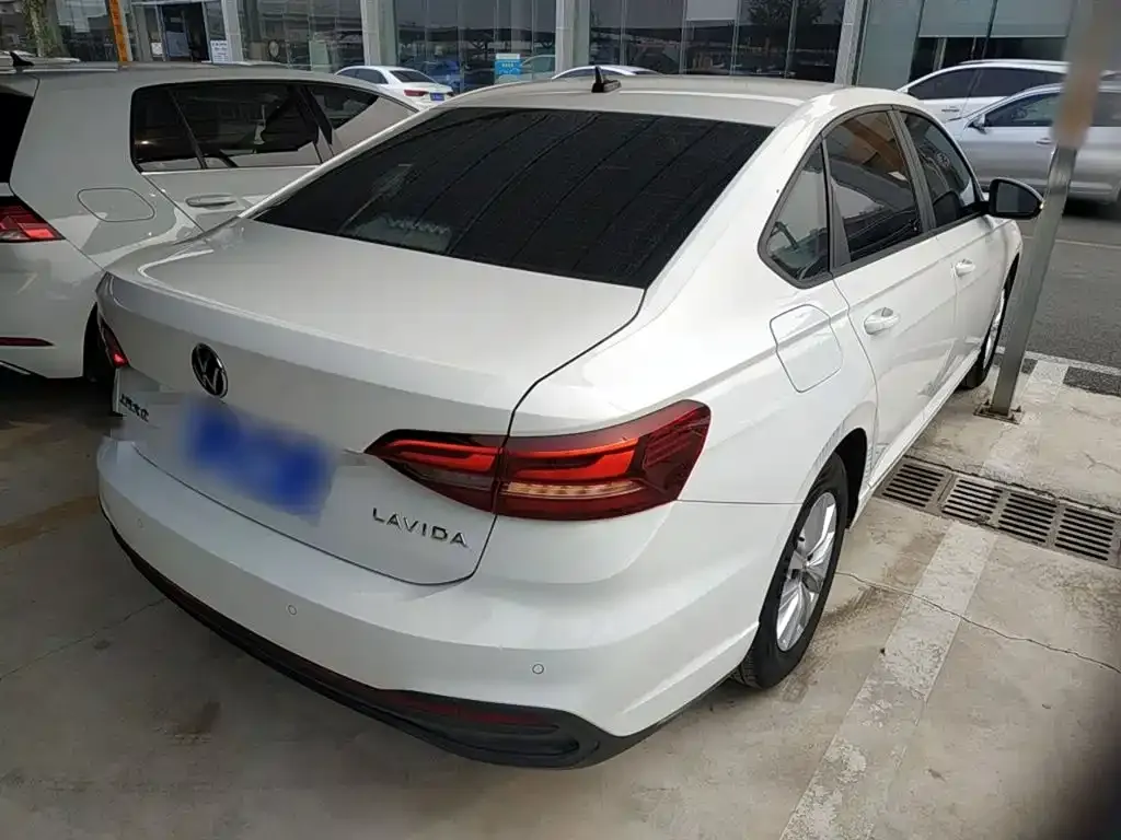 Volkswagen Lavida 2023 из CN, фото 7