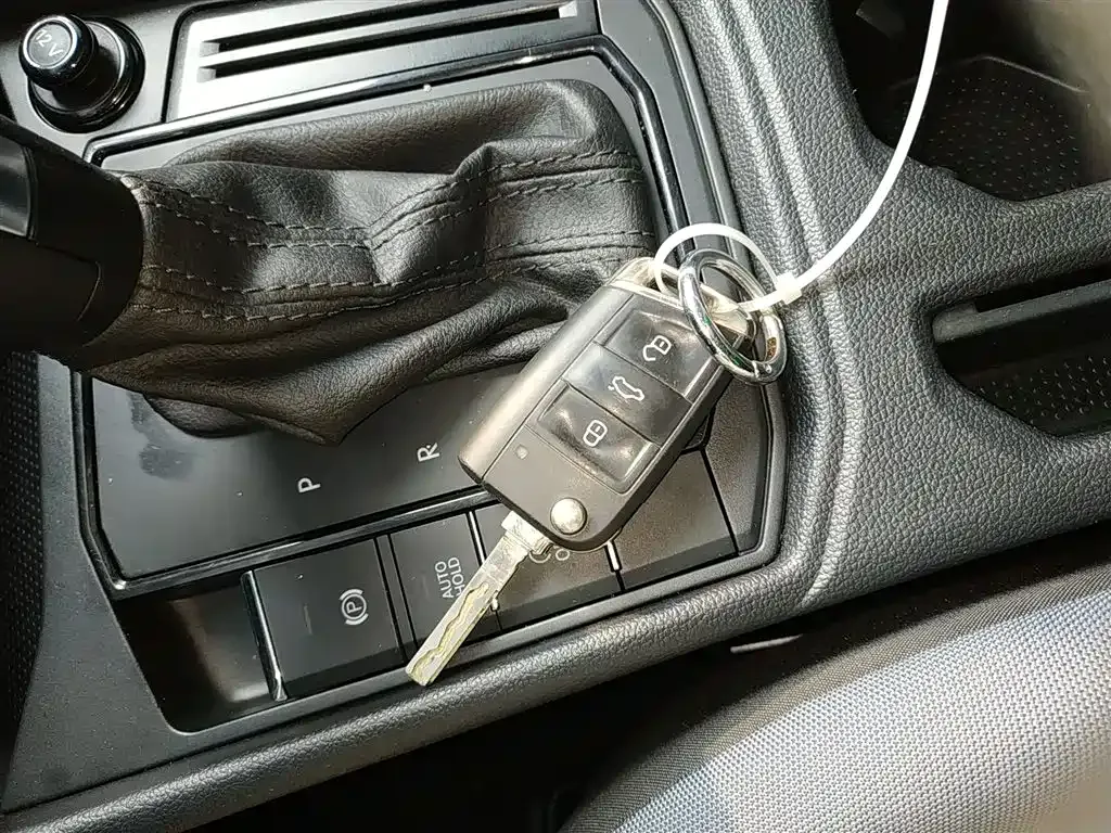 Volkswagen Lavida 2023 из CN, фото 9