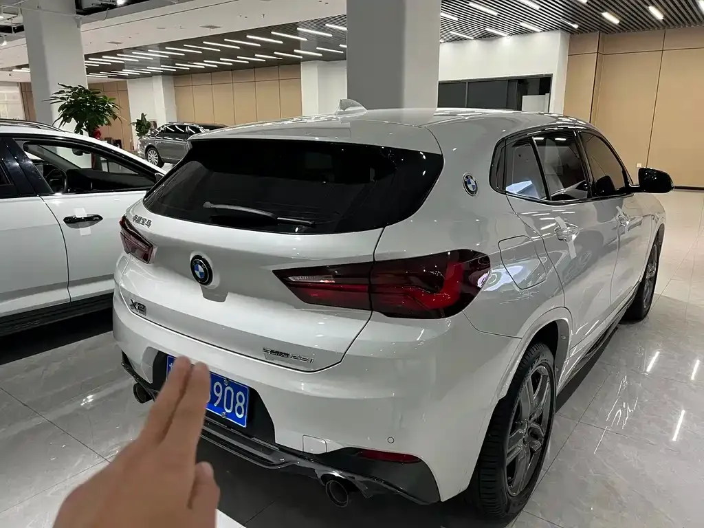 BMW X2 2023 из CN, фото 3