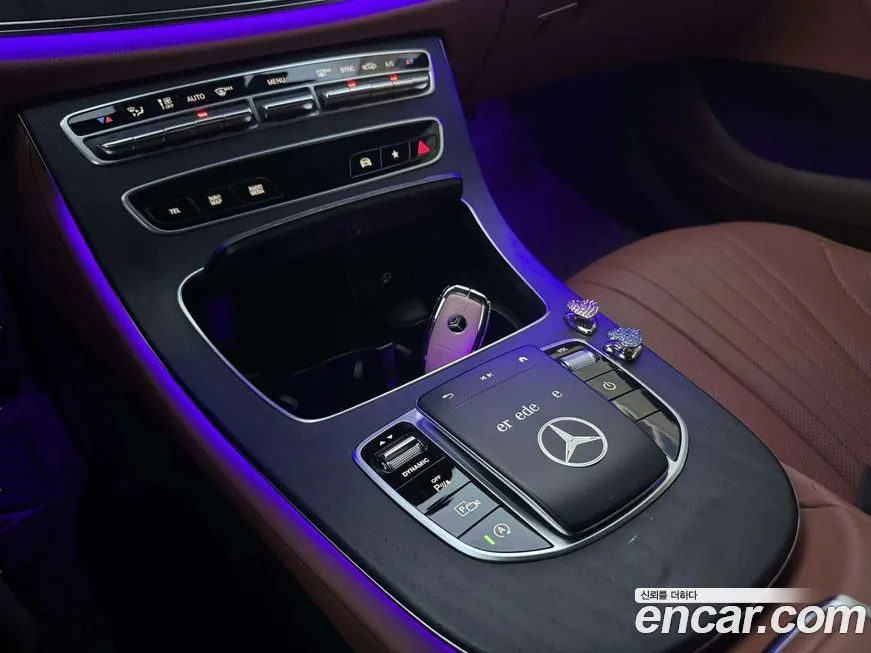 Mercedes-Benz CLS-Class — фото 10